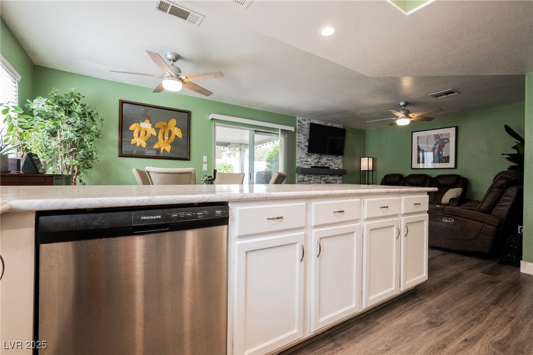 1221 Lucia Drive