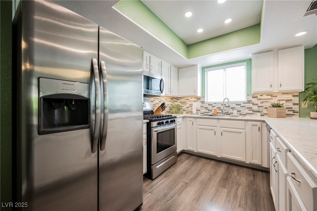 1221 Lucia Drive