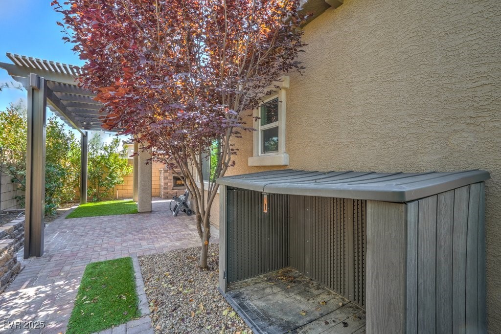 8138 Skye Dragon Street