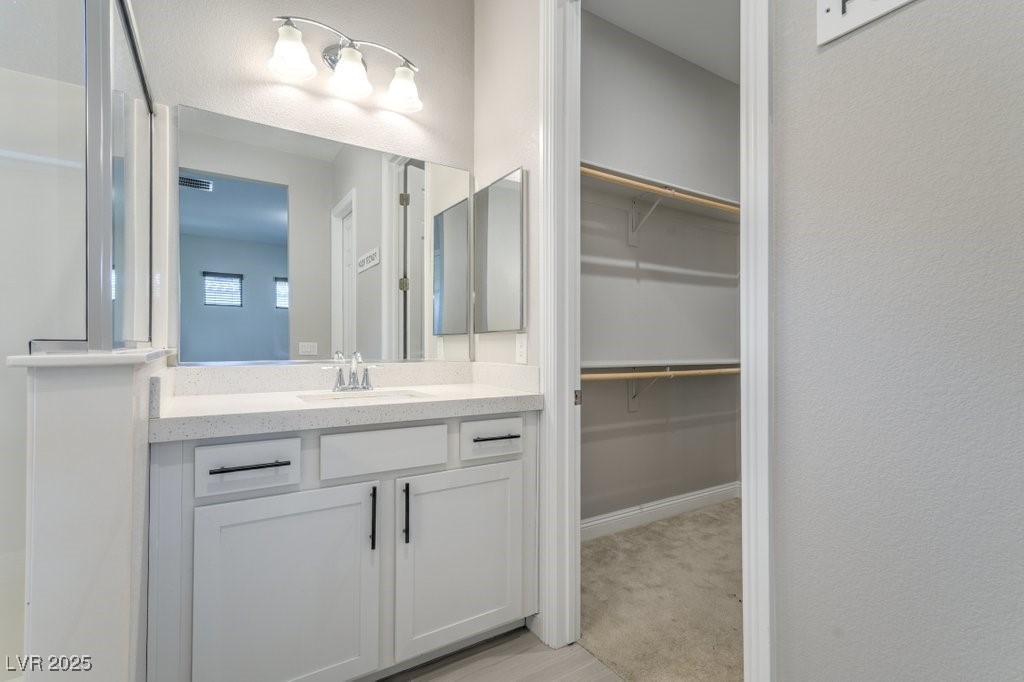 8138 Skye Dragon Street