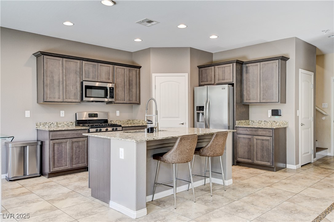 9273 Blue Agate Street