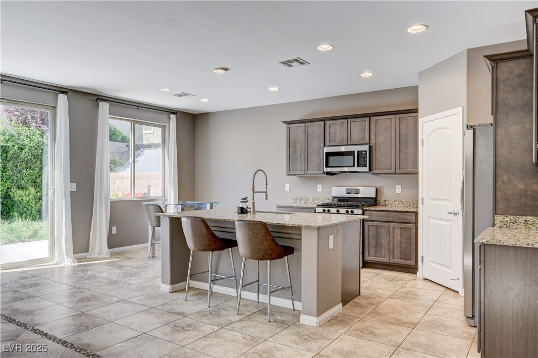 9273 Blue Agate Street