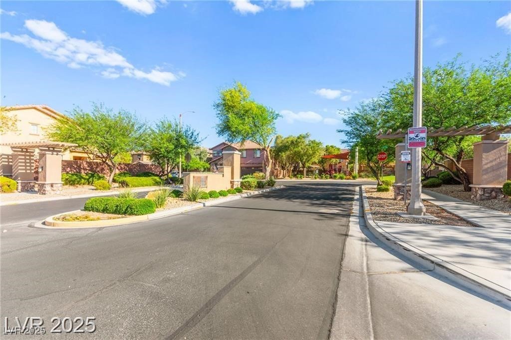 10568 Peach Creek Street