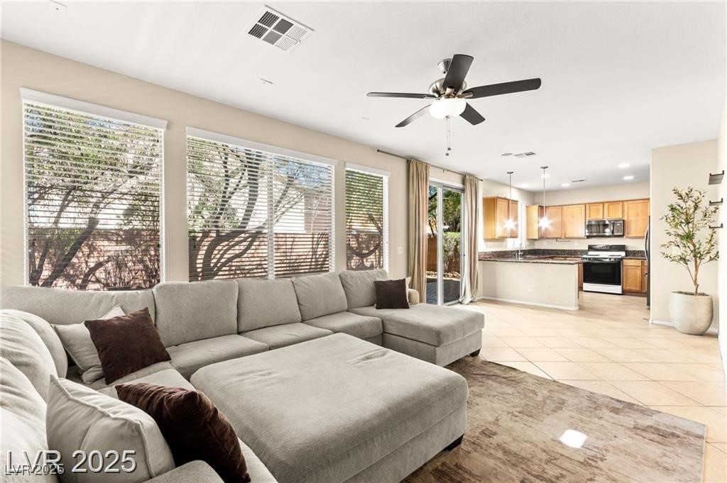 10568 Peach Creek Street