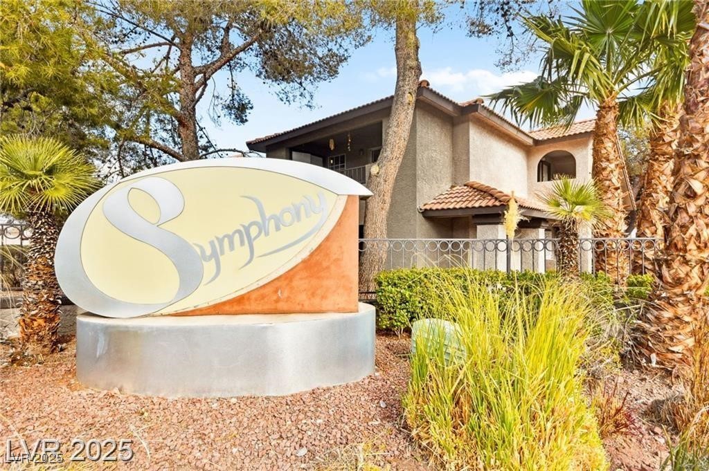 2606 South Durango Drive 276