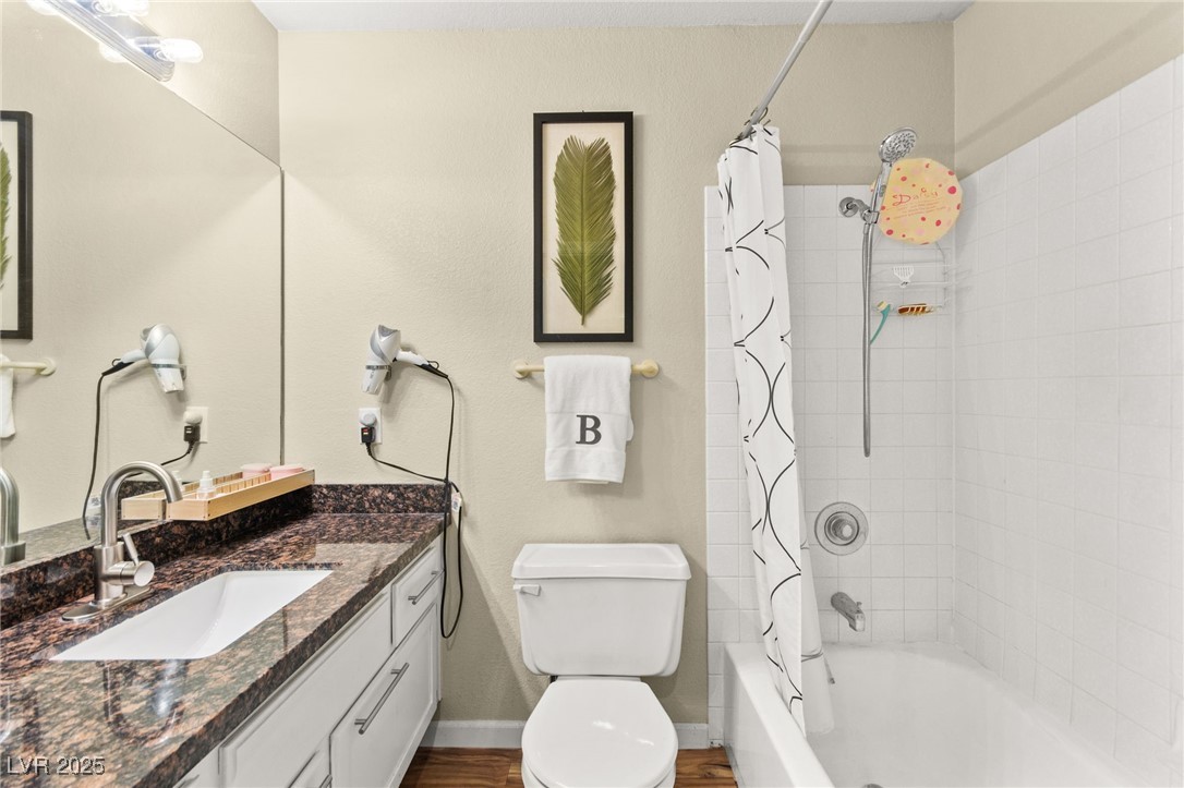 1800 Edmond Street 229