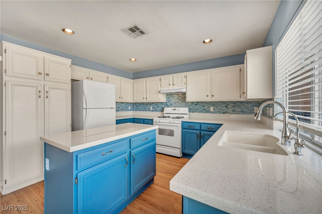 7816 Purple Mountain Avenue