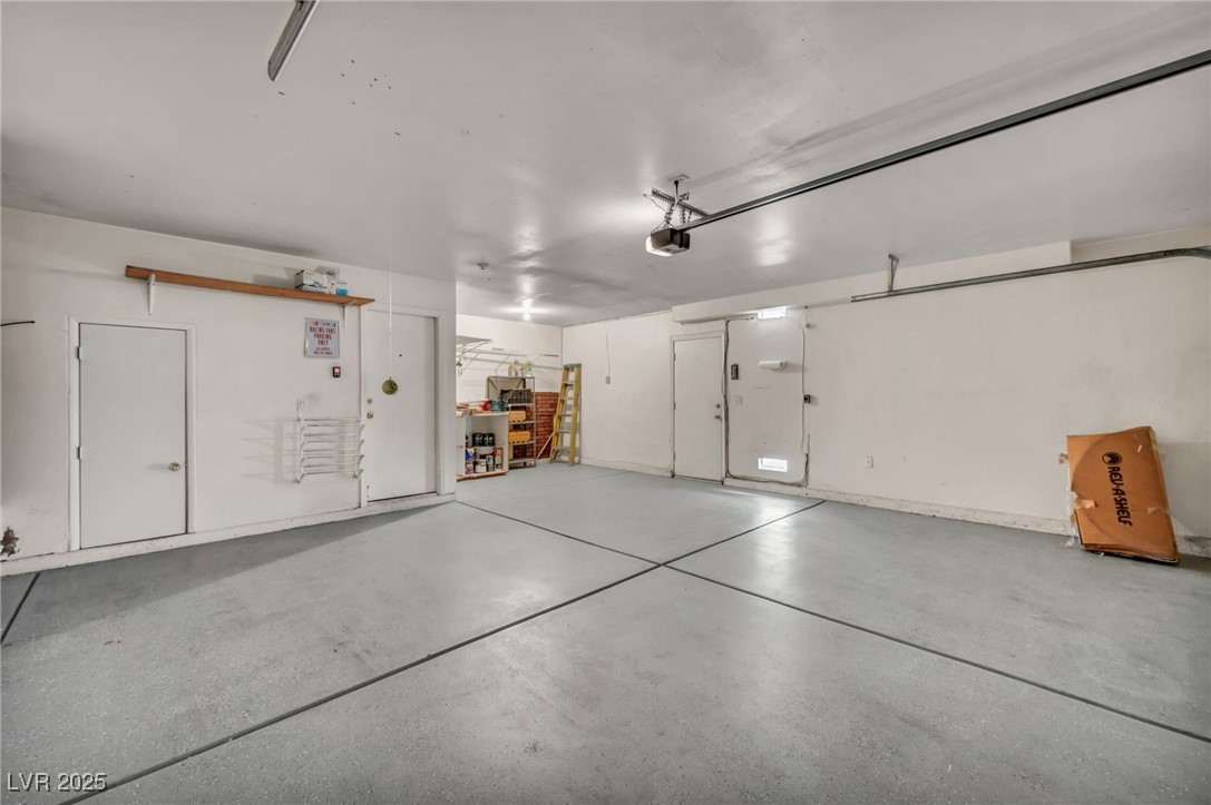 7816 Purple Mountain Avenue