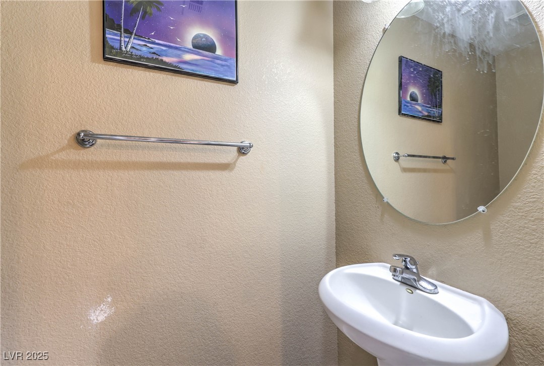 671 Port Talbot Avenue