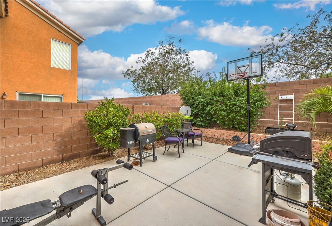 671 Port Talbot Avenue