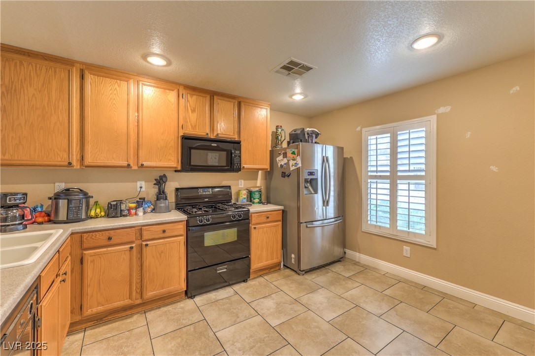 671 Port Talbot Avenue