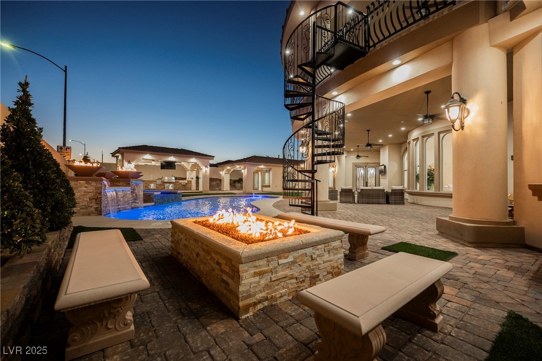 1721 South Tioga Way