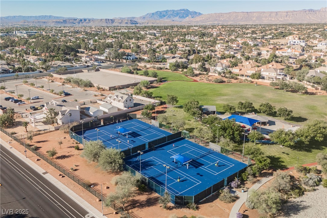 1721 South Tioga Way