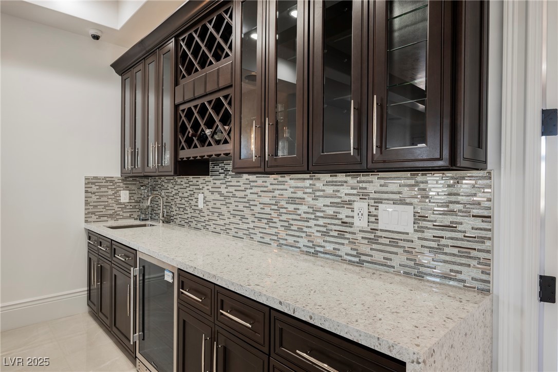 1721 South Tioga Way