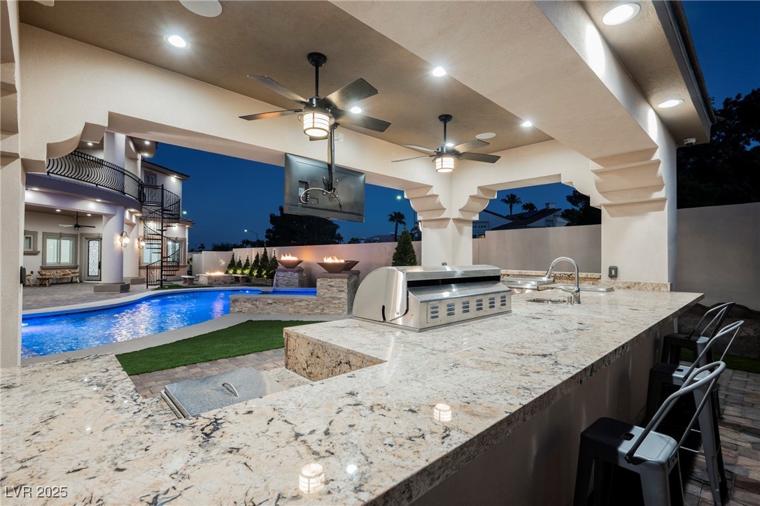 1721 South Tioga Way