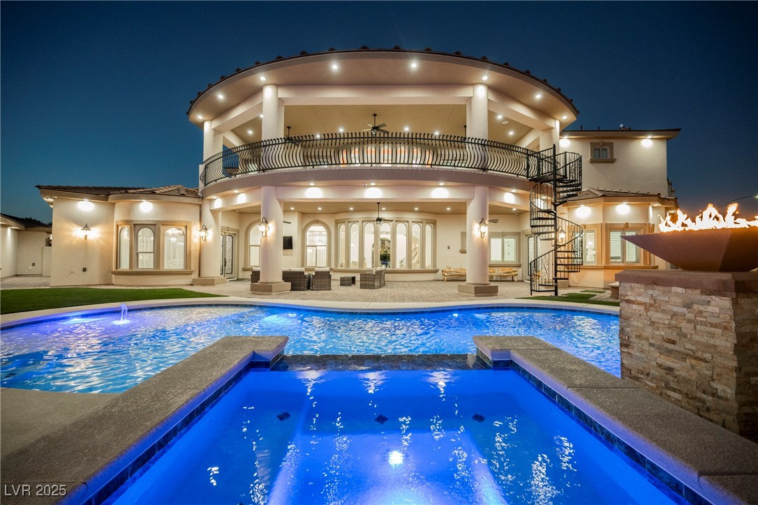 1721 South Tioga Way