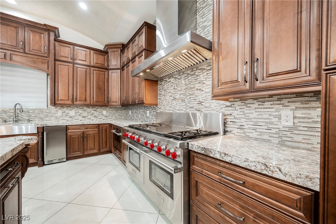 1721 South Tioga Way