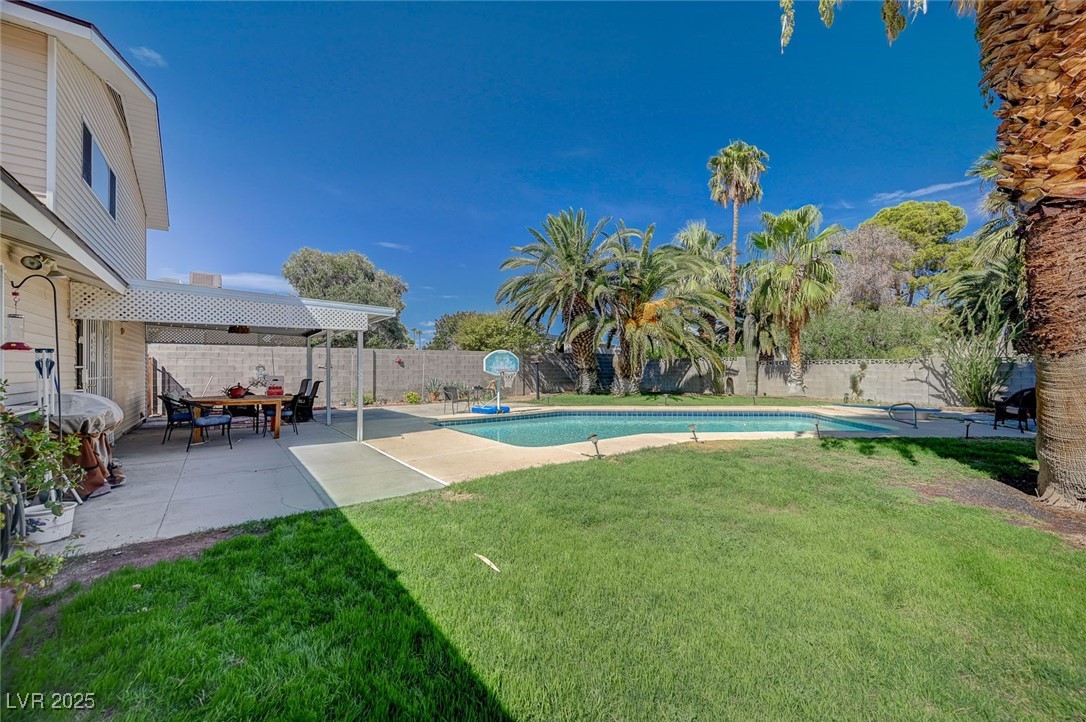 4030 East Twain Avenue