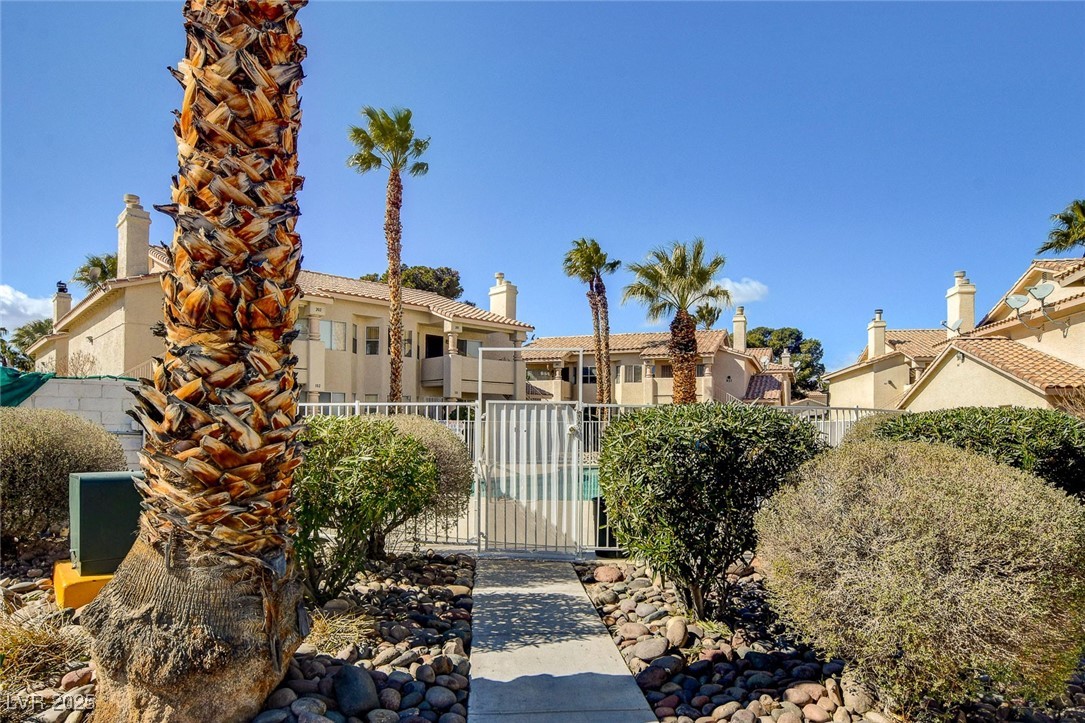 1329 Pinto Rock Lane 102