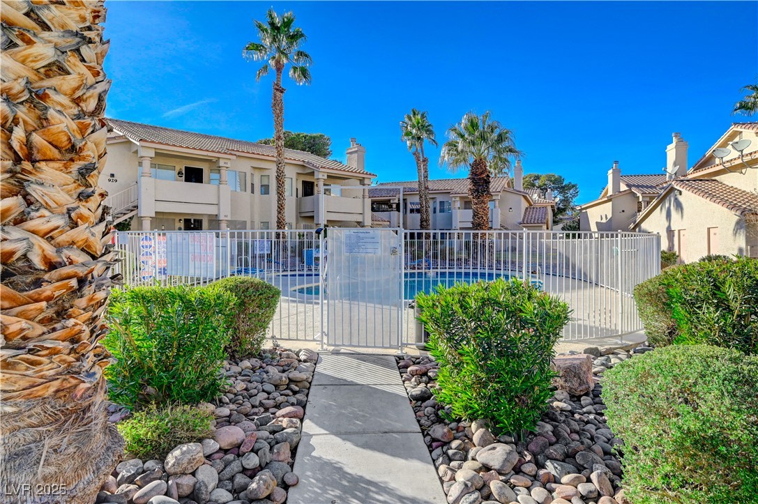 1329 Pinto Rock Lane 102
