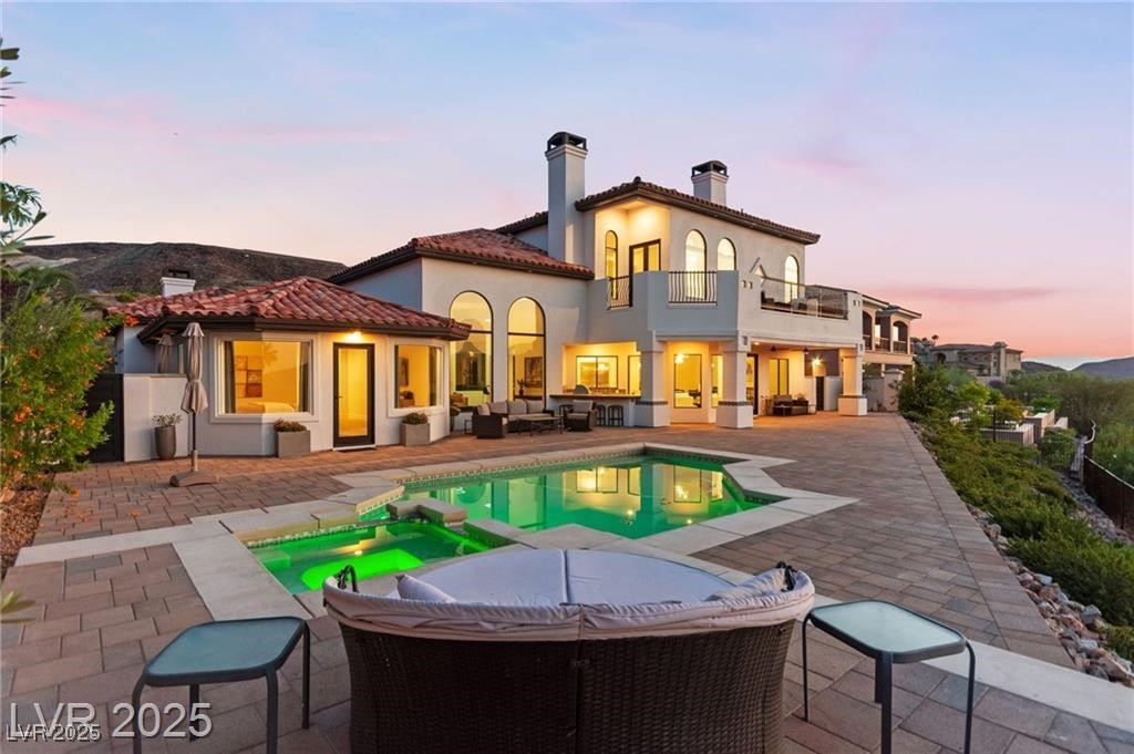 4 Via Vittorio Place