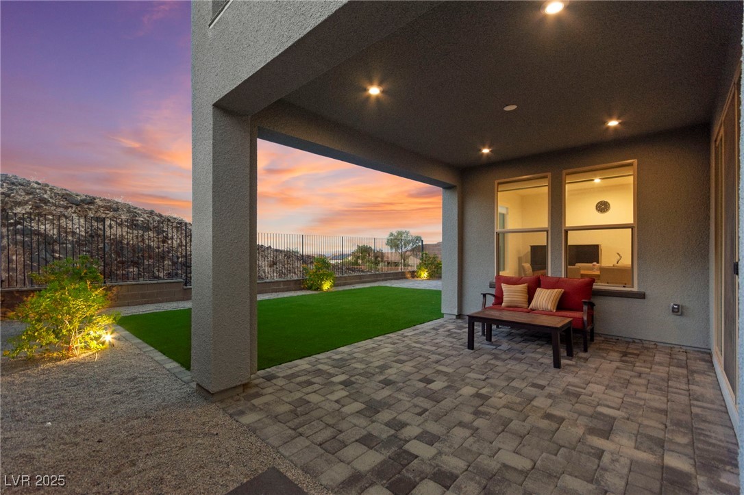 2004 Peaceful Mesa Court