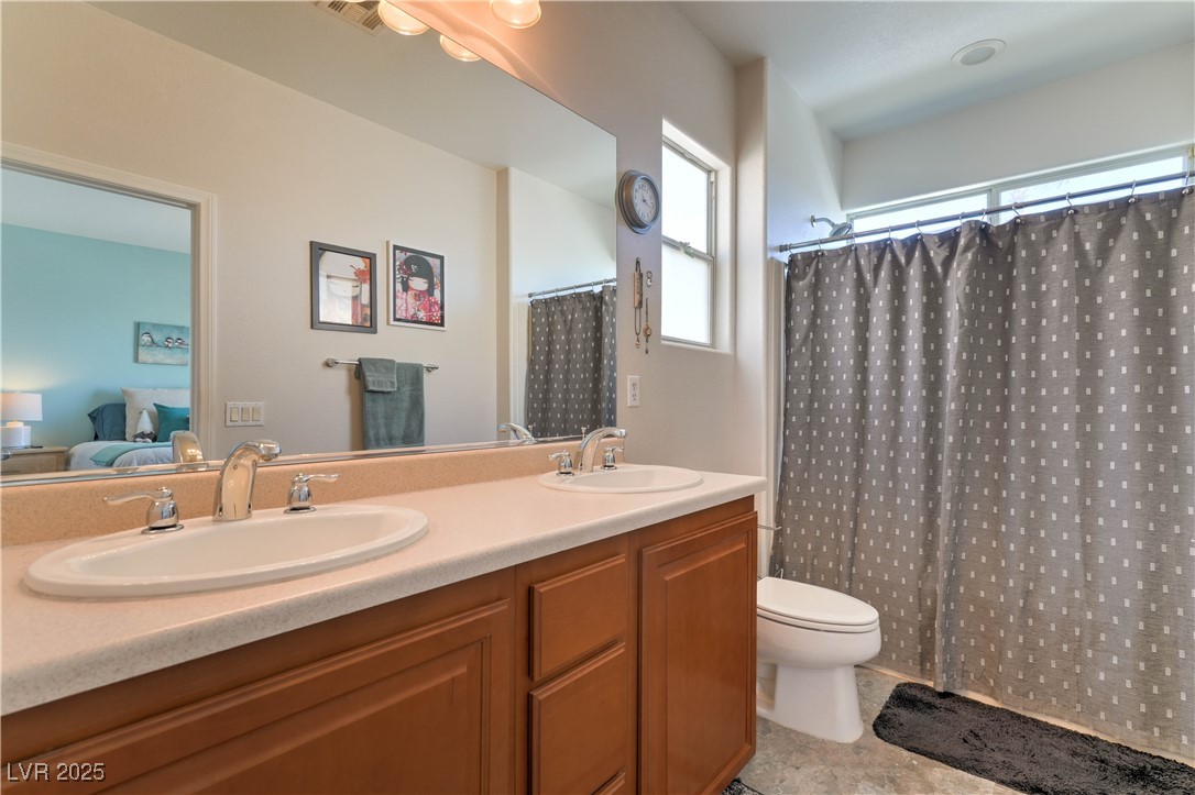 8216 Brilliant Pompon Place