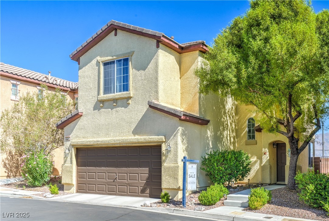 8216 Brilliant Pompon Place