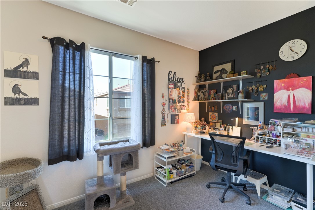 8216 Brilliant Pompon Place