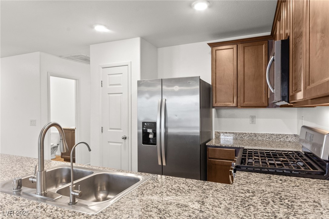 4579 Pencester Street