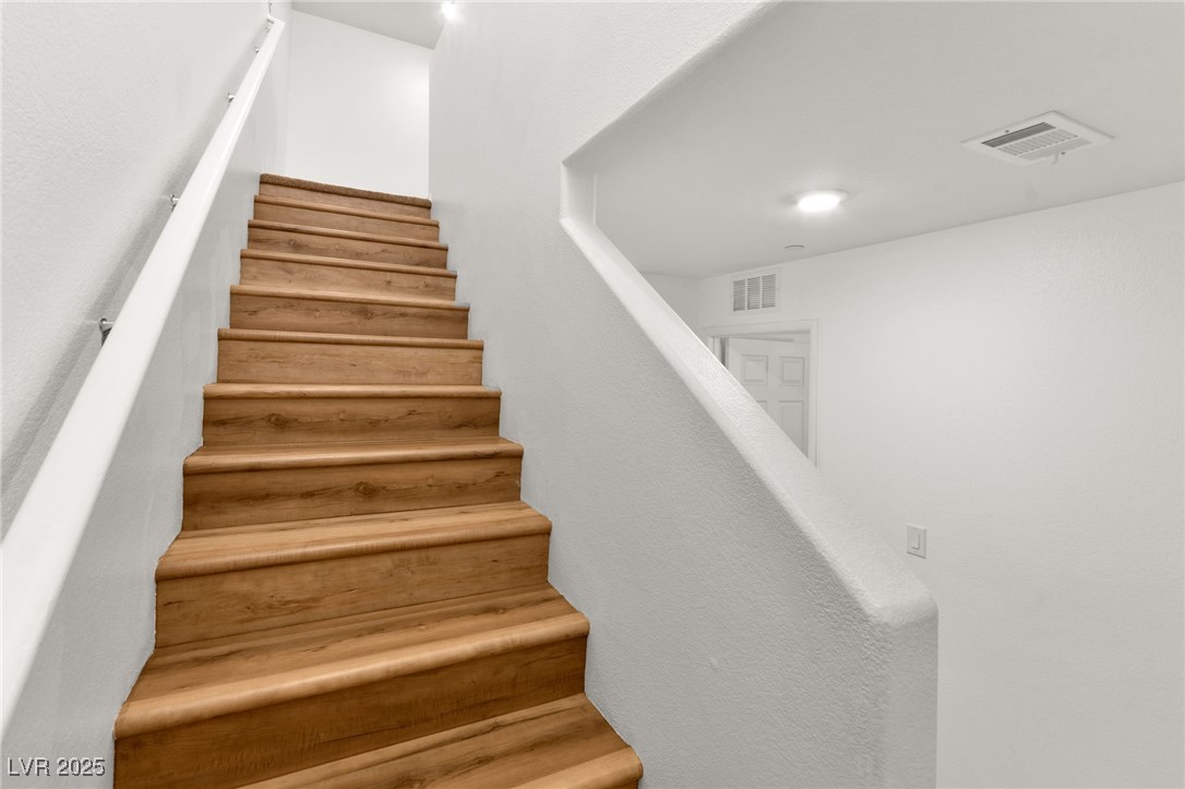 4579 Pencester Street