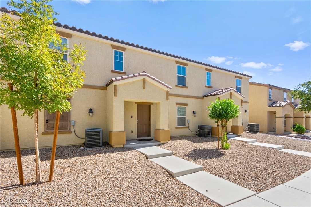 4579 Pencester Street