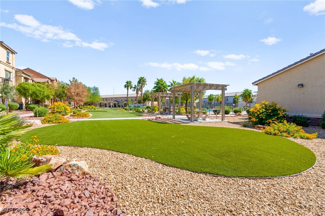 4579 Pencester Street