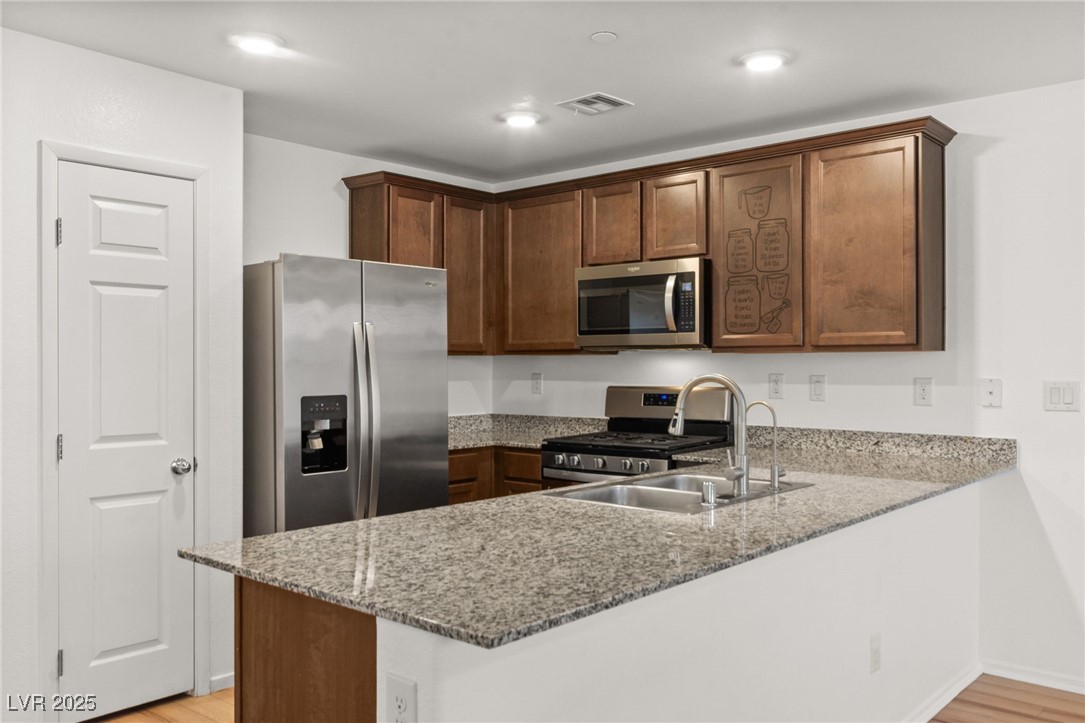 4579 Pencester Street