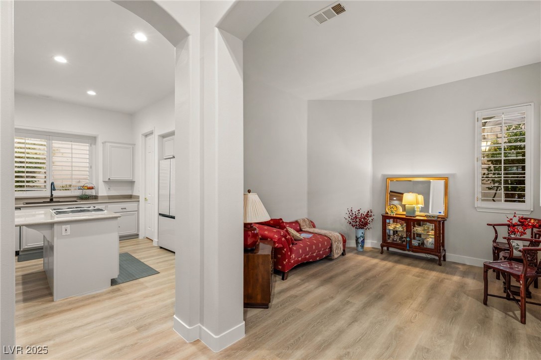 720 Sir James Bridge Way