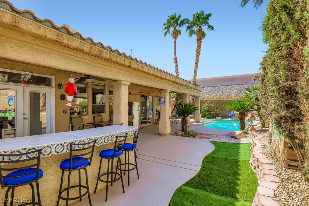 9045 Arkose Court