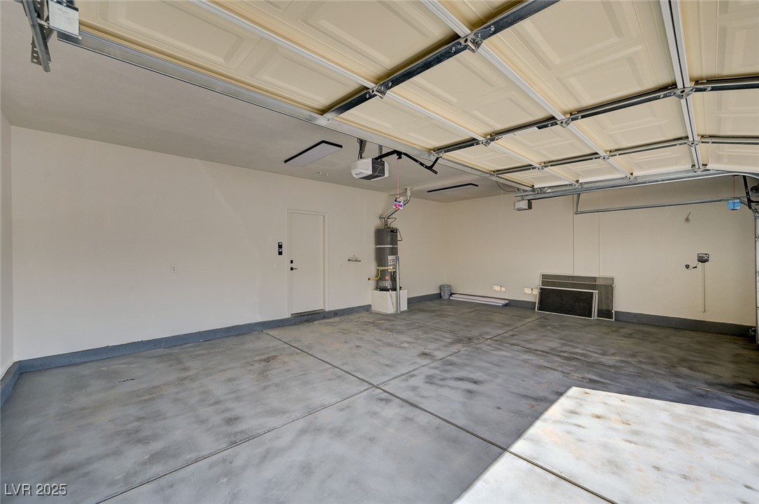 4062 West El Campo Grande Avenue
