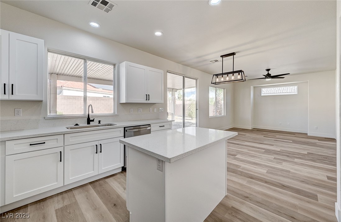 4062 West El Campo Grande Avenue