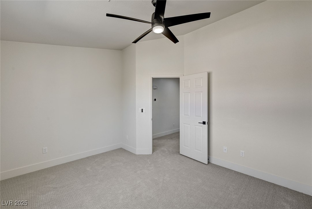 4062 West El Campo Grande Avenue