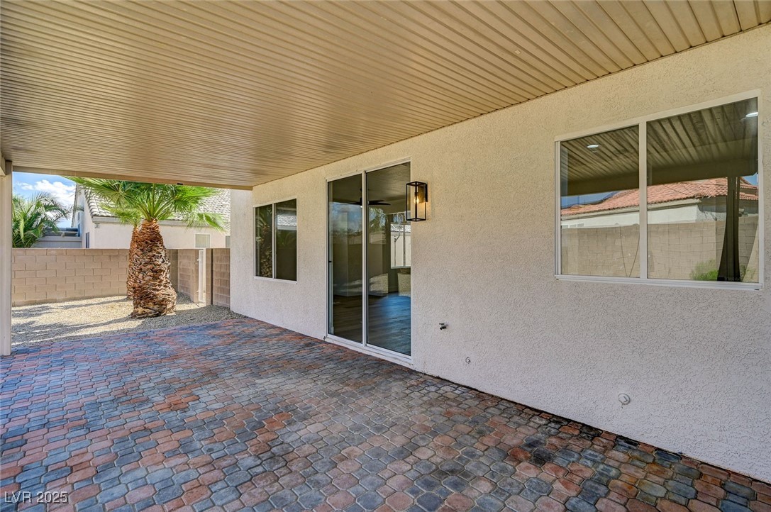 4062 West El Campo Grande Avenue