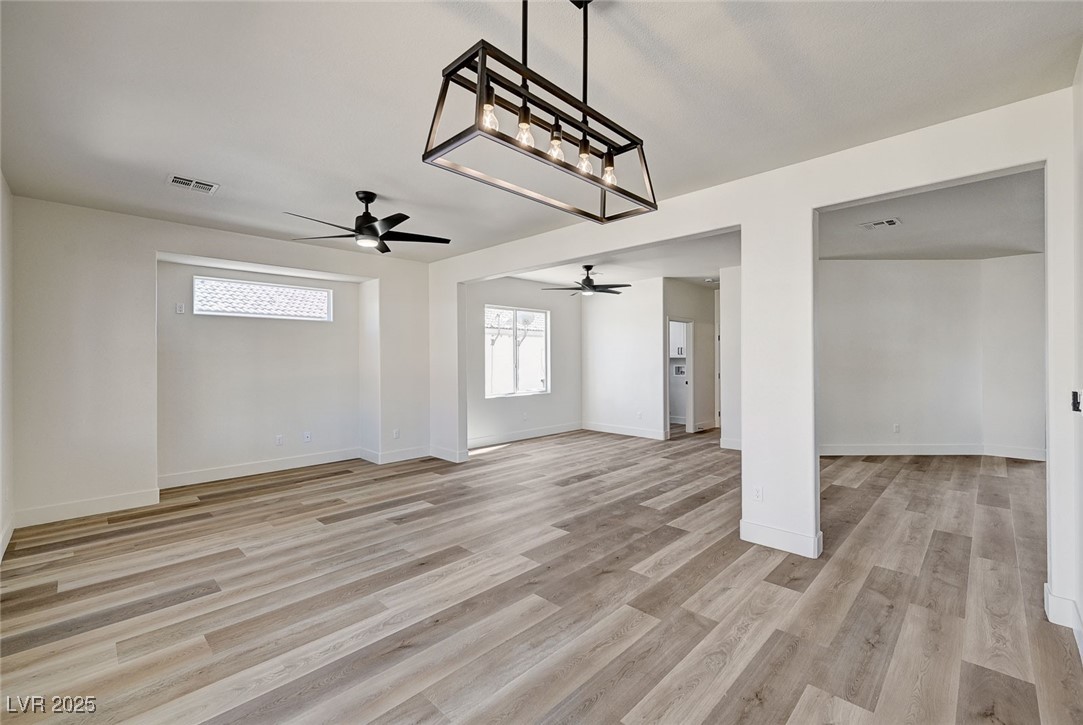 4062 West El Campo Grande Avenue