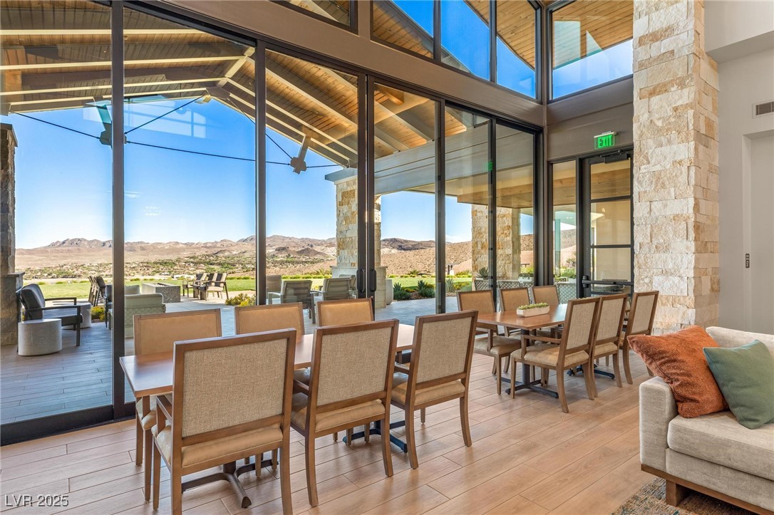 160 Stone Mesa Court