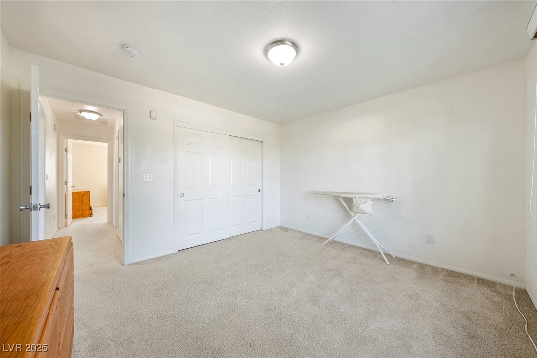90 Mondale Court