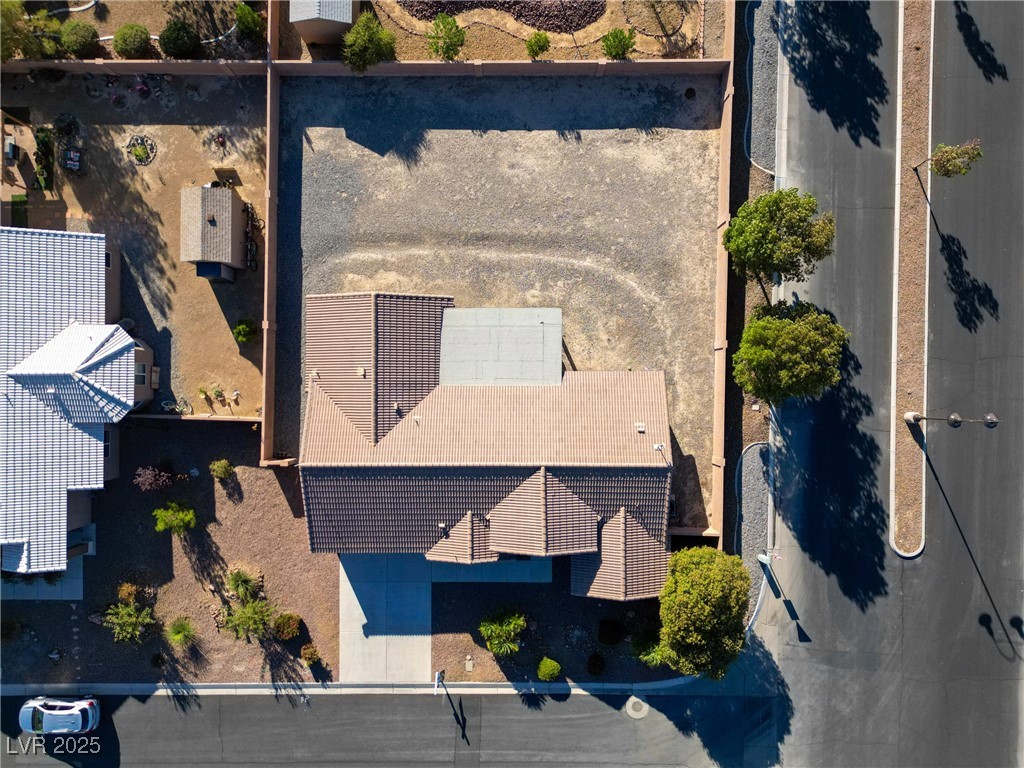 90 Mondale Court