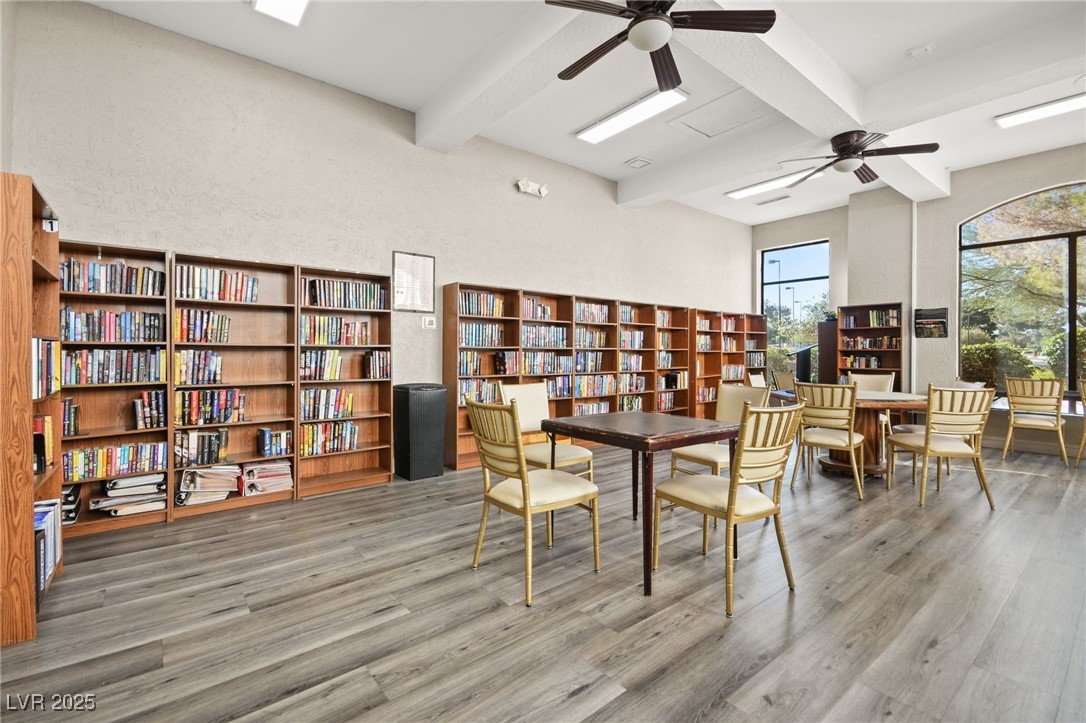 5245 Woodlawn Lane