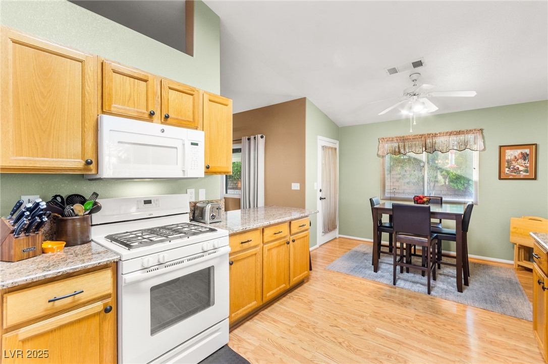 5245 Woodlawn Lane