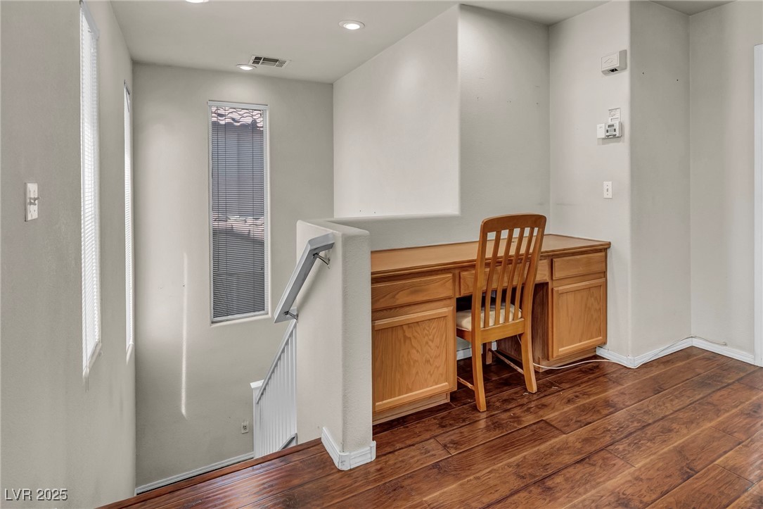 9165 Starling Wing Place