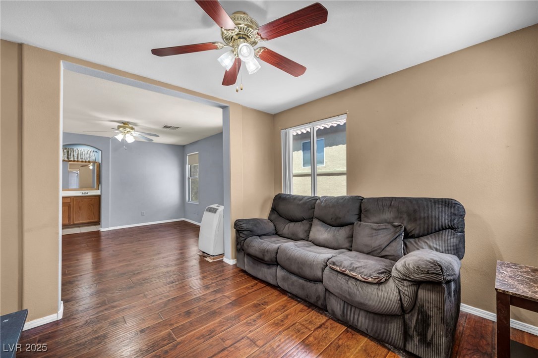 9165 Starling Wing Place