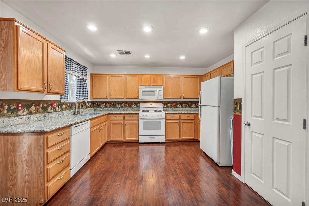 9165 Starling Wing Place