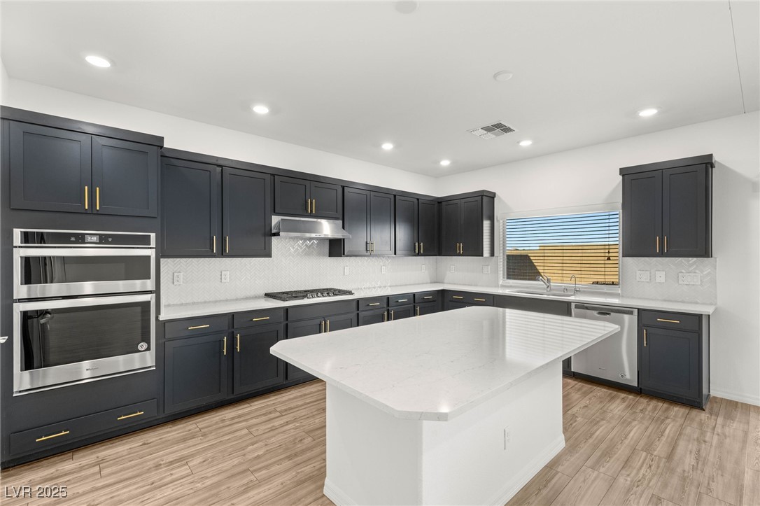 8326 Monroe Bay Street